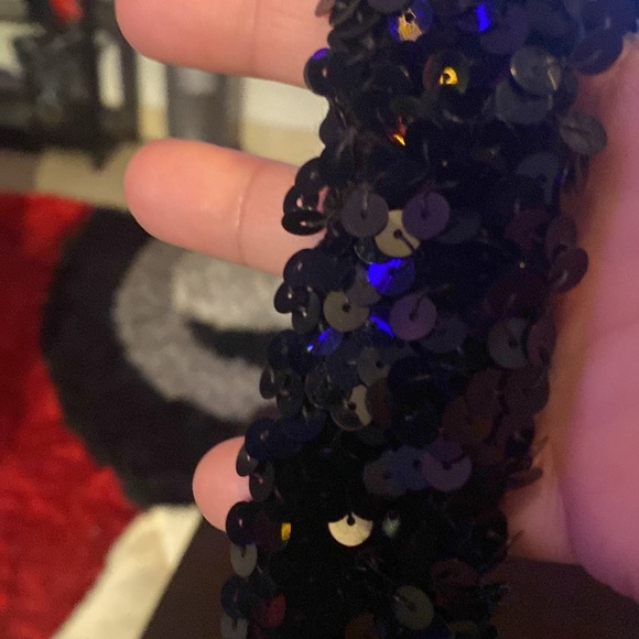 Black, sequin crop top - Picture 6 of 7